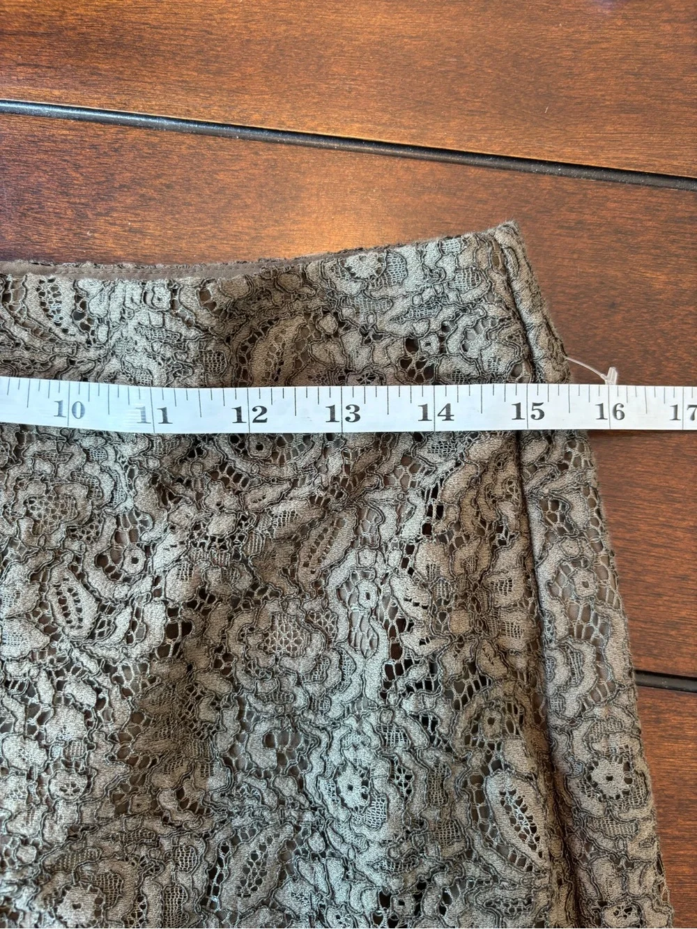 Banana Republic elegant banana